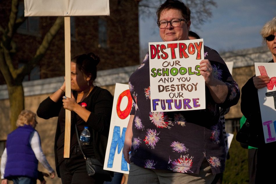 Teachers’ unions reduce teacher stress. Antiunion laws significantly